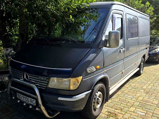 Черный Мерседес Sprinter, объемом двигателя 2.9 л и пробегом 873 тыс. км за 3500 $, фото 6 на Automoto.ua