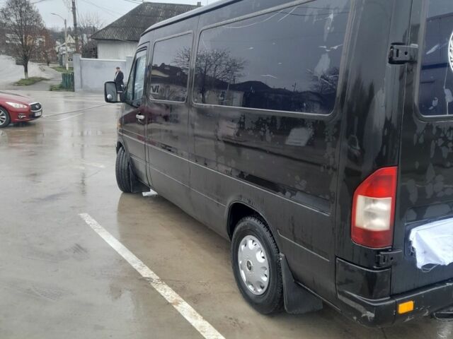 Черный Мерседес Sprinter, объемом двигателя 2.9 л и пробегом 550 тыс. км за 1891 $, фото 4 на Automoto.ua