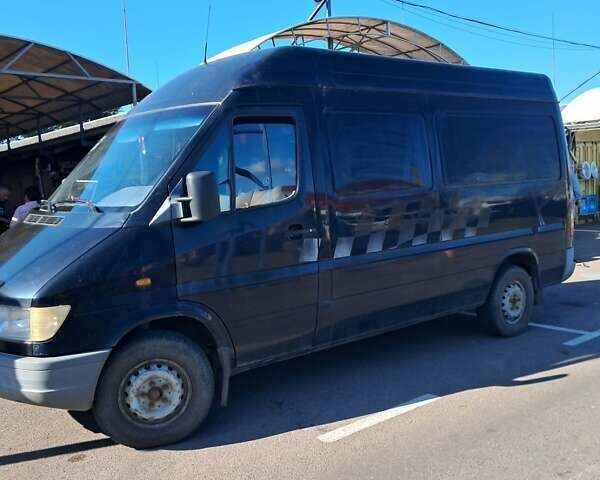 Черный Мерседес Sprinter, объемом двигателя 2.9 л и пробегом 306 тыс. км за 7500 $, фото 6 на Automoto.ua