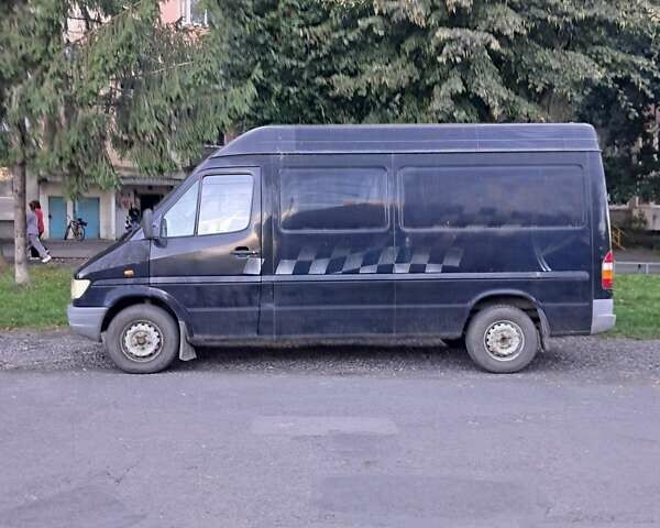 Черный Мерседес Sprinter, объемом двигателя 2.9 л и пробегом 306 тыс. км за 7500 $, фото 4 на Automoto.ua
