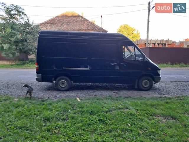 Черный Мерседес Sprinter, объемом двигателя 2.9 л и пробегом 306 тыс. км за 7500 $, фото 3 на Automoto.ua