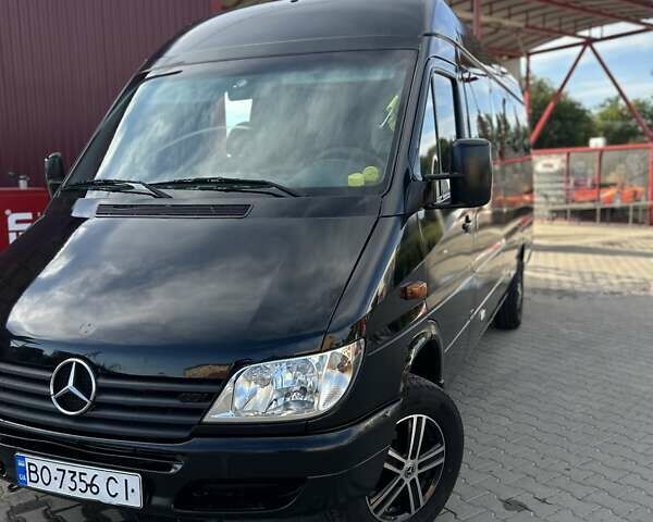 Черный Мерседес Sprinter, объемом двигателя 2.2 л и пробегом 24 тыс. км за 11600 $, фото 4 на Automoto.ua