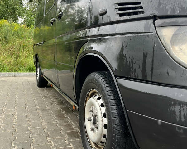 Черный Мерседес Sprinter, объемом двигателя 2.15 л и пробегом 780 тыс. км за 4350 $, фото 5 на Automoto.ua