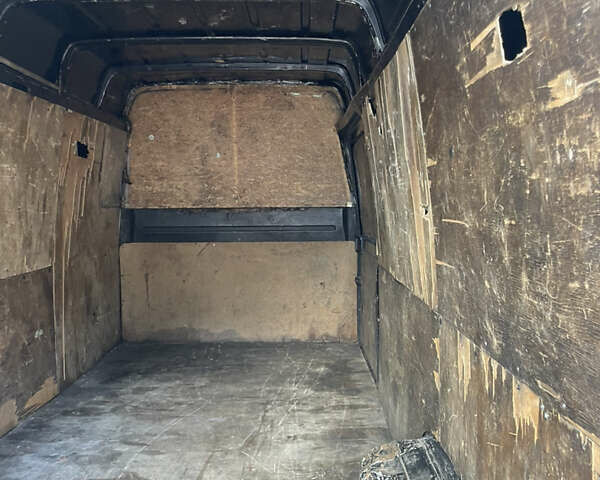 Черный Мерседес Sprinter, объемом двигателя 2.7 л и пробегом 938 тыс. км за 8500 $, фото 15 на Automoto.ua