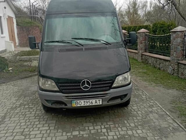 Черный Мерседес Sprinter, объемом двигателя 0 л и пробегом 410 тыс. км за 6500 $, фото 1 на Automoto.ua
