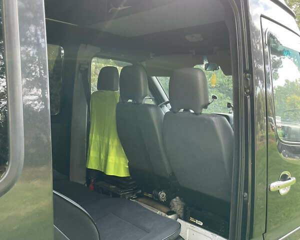 Черный Мерседес Sprinter, объемом двигателя 2.15 л и пробегом 450 тыс. км за 15300 $, фото 16 на Automoto.ua