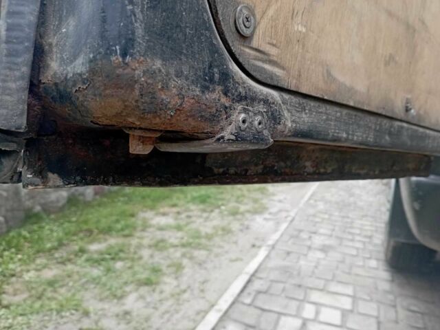Черный Мерседес Sprinter, объемом двигателя 0 л и пробегом 410 тыс. км за 6500 $, фото 21 на Automoto.ua