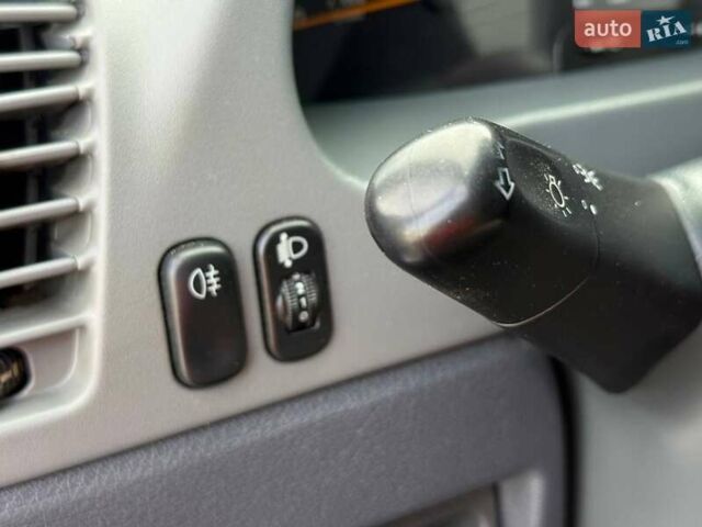 Черный Мерседес Sprinter, объемом двигателя 2.15 л и пробегом 320 тыс. км за 23000 $, фото 19 на Automoto.ua