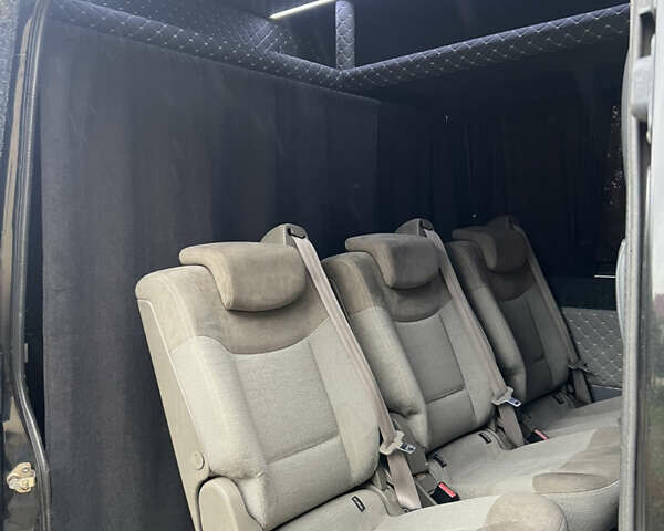 Черный Мерседес Sprinter, объемом двигателя 2.2 л и пробегом 15 тыс. км за 11800 $, фото 14 на Automoto.ua