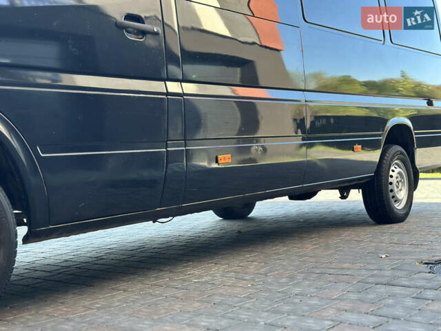 Чорний Мерседес Sprinter, об'ємом двигуна 2.69 л та пробігом 296 тис. км за 12950 $, фото 13 на Automoto.ua