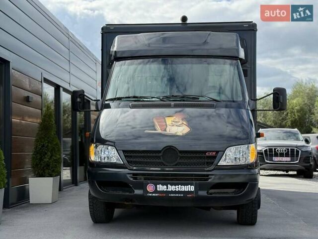 Черный Мерседес Sprinter, объемом двигателя 2.15 л и пробегом 320 тыс. км за 23000 $, фото 9 на Automoto.ua