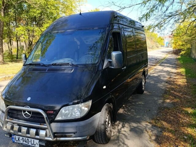 Черный Мерседес Sprinter, объемом двигателя 2.2 л и пробегом 280 тыс. км за 6000 $, фото 11 на Automoto.ua