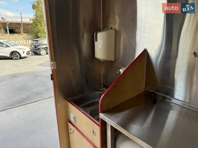 Черный Мерседес Sprinter, объемом двигателя 2.15 л и пробегом 320 тыс. км за 23000 $, фото 34 на Automoto.ua