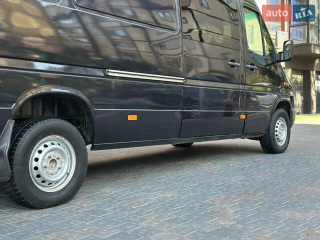 Чорний Мерседес Sprinter, об'ємом двигуна 2.69 л та пробігом 296 тис. км за 12950 $, фото 25 на Automoto.ua