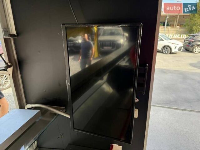 Черный Мерседес Sprinter, объемом двигателя 2.15 л и пробегом 320 тыс. км за 23000 $, фото 35 на Automoto.ua