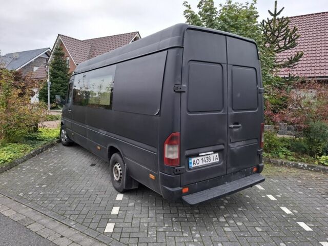Черный Мерседес Sprinter, объемом двигателя 2.2 л и пробегом 770 тыс. км за 8000 $, фото 7 на Automoto.ua