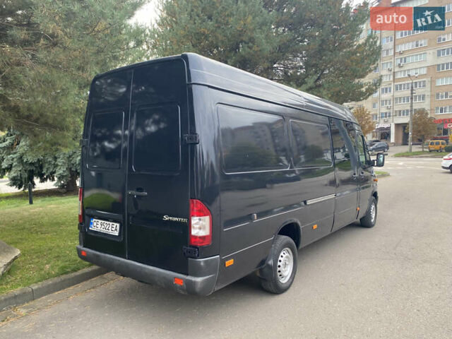 Черный Мерседес Sprinter, объемом двигателя 2.7 л и пробегом 298 тыс. км за 12999 $, фото 6 на Automoto.ua