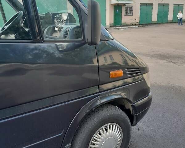 Черный Мерседес Sprinter, объемом двигателя 0 л и пробегом 946 тыс. км за 11700 $, фото 31 на Automoto.ua