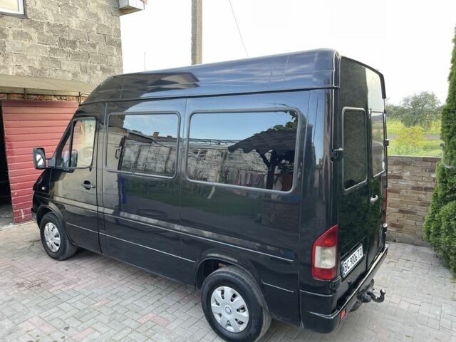 Черный Мерседес Sprinter, объемом двигателя 2.1 л и пробегом 519 тыс. км за 5000 $, фото 5 на Automoto.ua