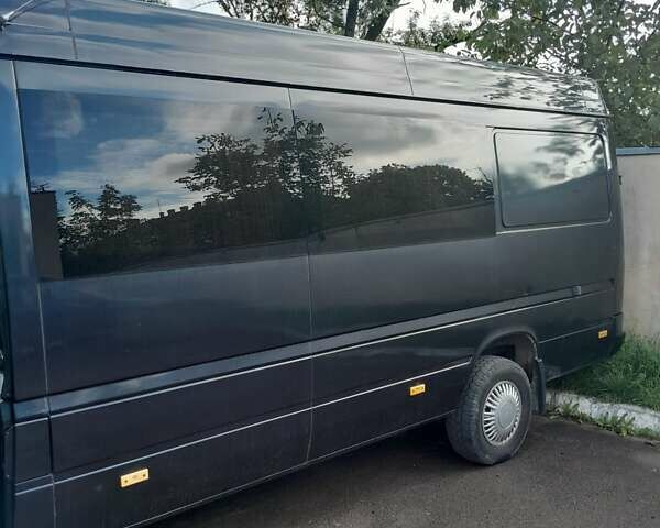 Черный Мерседес Sprinter, объемом двигателя 0 л и пробегом 946 тыс. км за 11700 $, фото 21 на Automoto.ua
