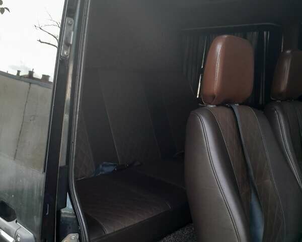 Черный Мерседес Sprinter, объемом двигателя 0 л и пробегом 946 тыс. км за 11700 $, фото 27 на Automoto.ua