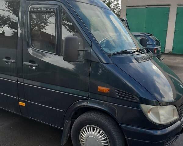 Черный Мерседес Sprinter, объемом двигателя 0 л и пробегом 946 тыс. км за 11700 $, фото 23 на Automoto.ua