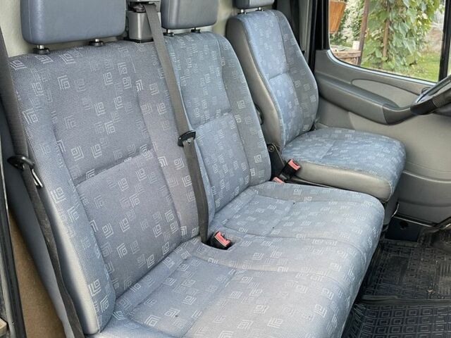 Черный Мерседес Sprinter, объемом двигателя 2.1 л и пробегом 519 тыс. км за 5000 $, фото 11 на Automoto.ua