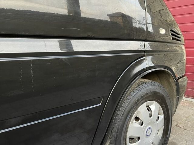Черный Мерседес Sprinter, объемом двигателя 2.1 л и пробегом 519 тыс. км за 5000 $, фото 7 на Automoto.ua