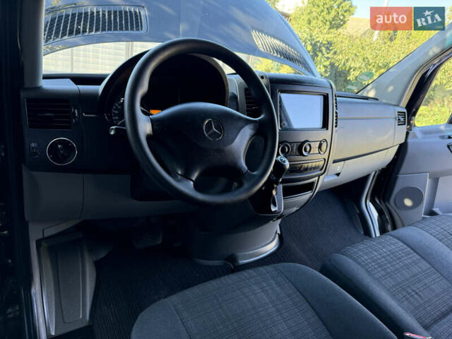 Чорний Мерседес Sprinter, об'ємом двигуна 0 л та пробігом 310 тис. км за 19700 $, фото 14 на Automoto.ua