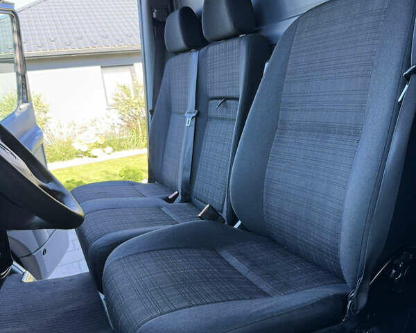 Чорний Мерседес Sprinter, об'ємом двигуна 0 л та пробігом 310 тис. км за 19700 $, фото 9 на Automoto.ua