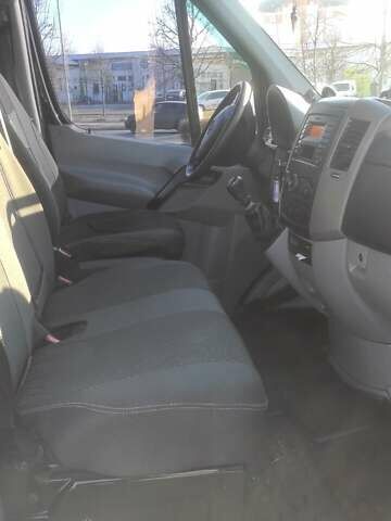 Черный Мерседес Sprinter, объемом двигателя 2.1 л и пробегом 440 тыс. км за 17000 $, фото 13 на Automoto.ua