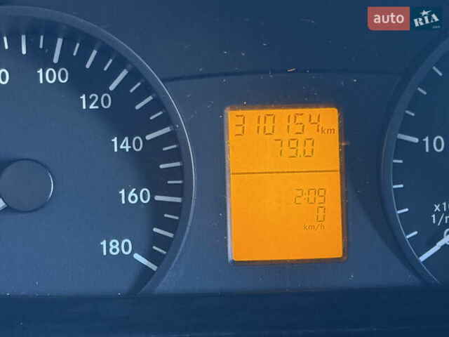 Чорний Мерседес Sprinter, об'ємом двигуна 0 л та пробігом 310 тис. км за 19700 $, фото 15 на Automoto.ua