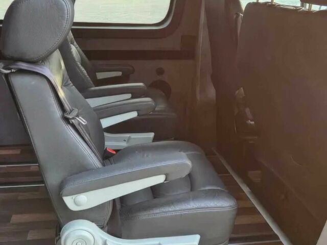 Черный Мерседес Sprinter, объемом двигателя 3 л и пробегом 77 тыс. км за 11000 $, фото 7 на Automoto.ua