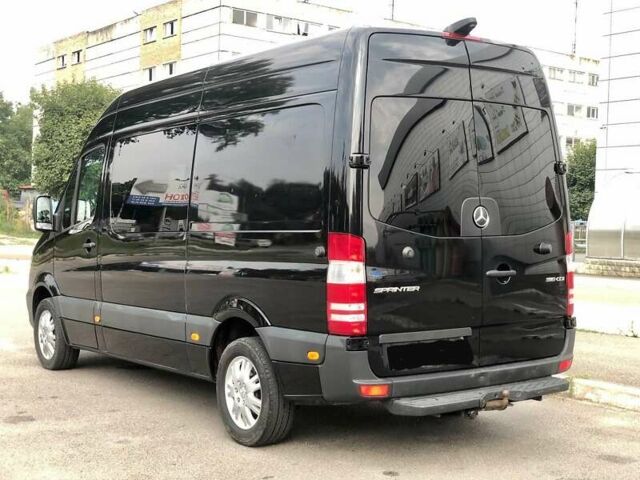 Мерседес Sprinter 2015 в Харькове на Automoto.ua Черный Мерседес Sprinter, объемом двигателя 2.2 л и пробегом 315 тыс. км за 22500 $, фото 7 на Automoto.ua