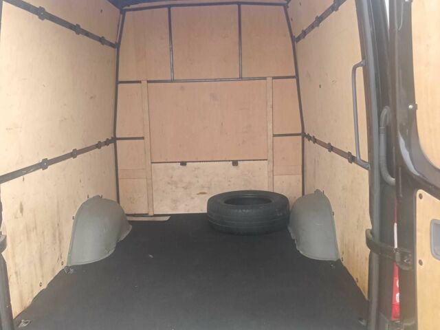 Черный Мерседес Sprinter, объемом двигателя 2.1 л и пробегом 720 тыс. км за 22712 $, фото 1 на Automoto.ua
