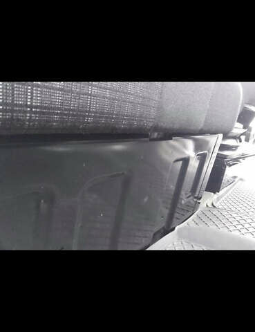 Чорний Мерседес Sprinter, об'ємом двигуна 2.14 л та пробігом 350 тис. км за 20000 $, фото 19 на Automoto.ua