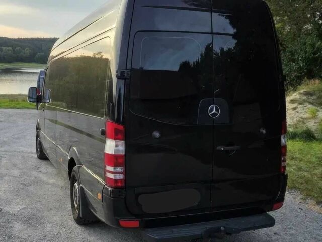 Черный Мерседес Sprinter, объемом двигателя 3 л и пробегом 77 тыс. км за 11000 $, фото 2 на Automoto.ua