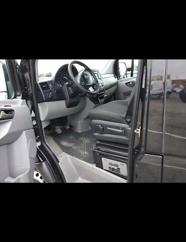 Чорний Мерседес Sprinter, об'ємом двигуна 2.14 л та пробігом 350 тис. км за 20000 $, фото 21 на Automoto.ua