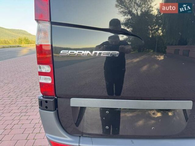 Чорний Мерседес Sprinter, об'ємом двигуна 2.2 л та пробігом 245 тис. км за 21500 $, фото 5 на Automoto.ua