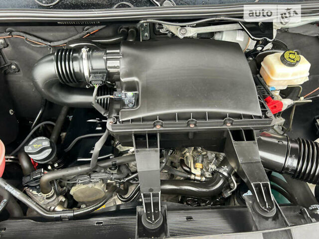 Черный Мерседес Sprinter, объемом двигателя 0 л и пробегом 294 тыс. км за 32000 $, фото 43 на Automoto.ua