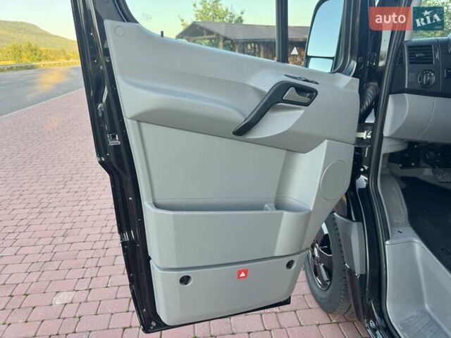 Чорний Мерседес Sprinter, об'ємом двигуна 2.2 л та пробігом 245 тис. км за 21500 $, фото 33 на Automoto.ua