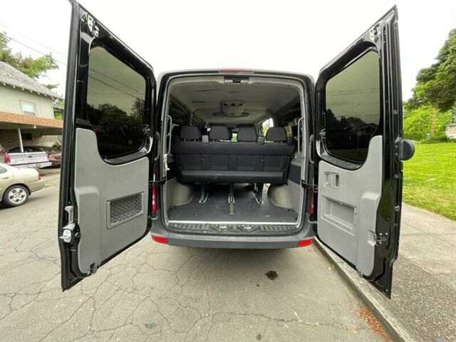 Мерседес Sprinter 2016 в Житомире на Automoto.ua Черный Мерседес Sprinter, объемом двигателя 2.1 л и пробегом 74 тыс. км за 6900 $, фото 11 на Automoto.ua