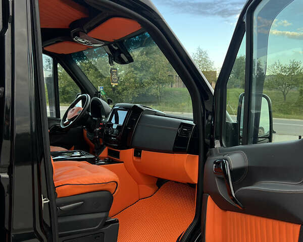 Чорний Мерседес Sprinter, об'ємом двигуна 2.99 л та пробігом 465 тис. км за 58950 $, фото 8 на Automoto.ua