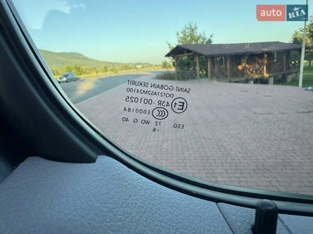 Чорний Мерседес Sprinter, об'ємом двигуна 2.2 л та пробігом 245 тис. км за 21500 $, фото 34 на Automoto.ua
