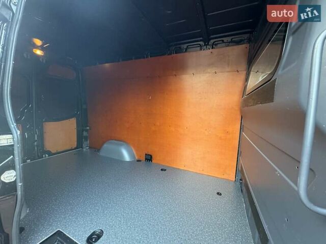 Чорний Мерседес Sprinter, об'ємом двигуна 2.2 л та пробігом 245 тис. км за 21500 $, фото 66 на Automoto.ua