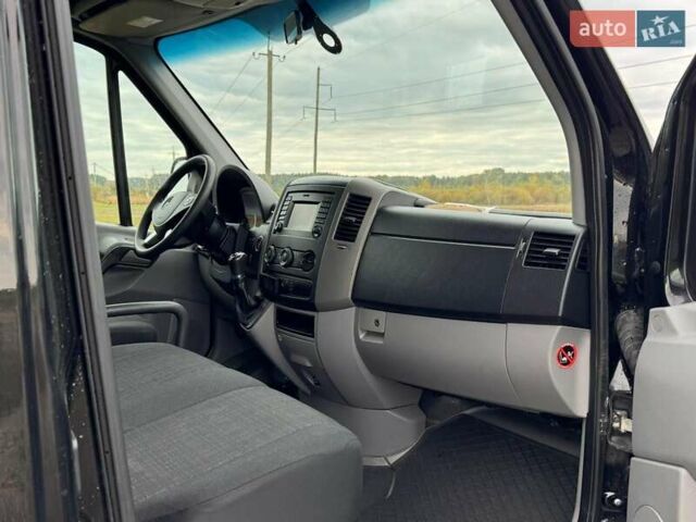 Черный Мерседес Sprinter, объемом двигателя 30 л и пробегом 194 тыс. км за 37300 $, фото 13 на Automoto.ua