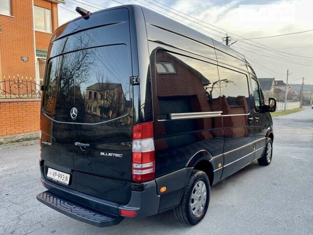 Черный Мерседес Sprinter, объемом двигателя 2.2 л и пробегом 253 тыс. км за 19999 $, фото 8 на Automoto.ua