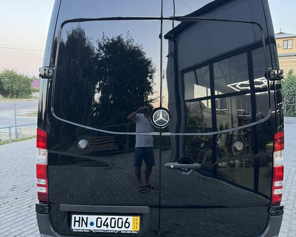 Чорний Мерседес Sprinter, об'ємом двигуна 2.2 л та пробігом 366 тис. км за 24000 $, фото 8 на Automoto.ua