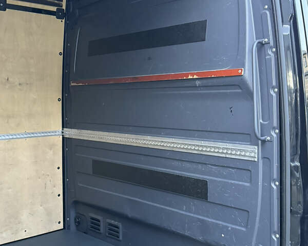 Чорний Мерседес Sprinter, об'ємом двигуна 2.2 л та пробігом 366 тис. км за 24000 $, фото 35 на Automoto.ua