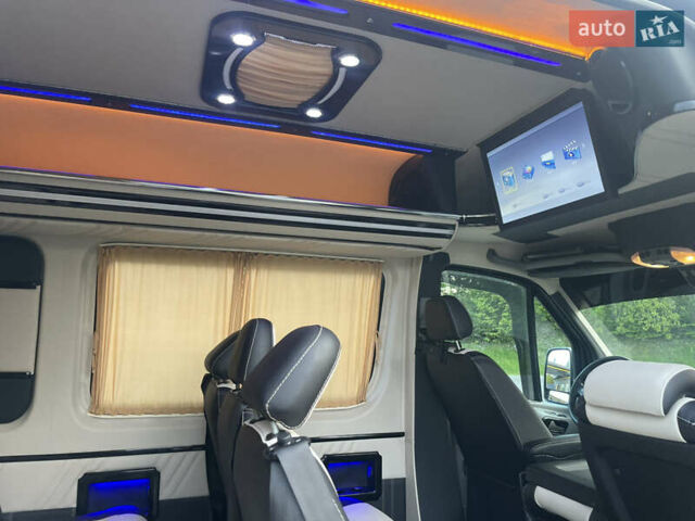 Черный Мерседес Sprinter, объемом двигателя 2.2 л и пробегом 480 тыс. км за 29200 $, фото 37 на Automoto.ua